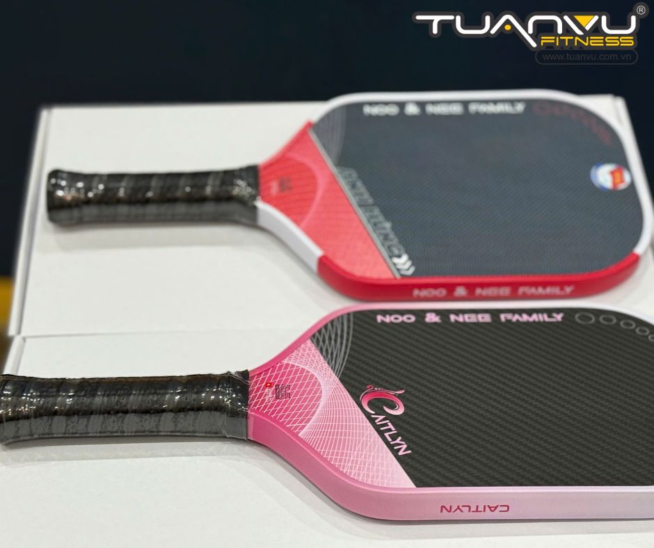 Vợt Pickleball đôi Caitlin - Anh Hùng Edition