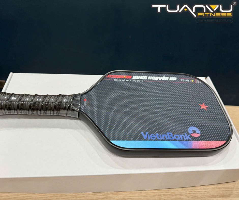 Vợt Pickleball Nguyễn Hưng Viettin Bank Edition