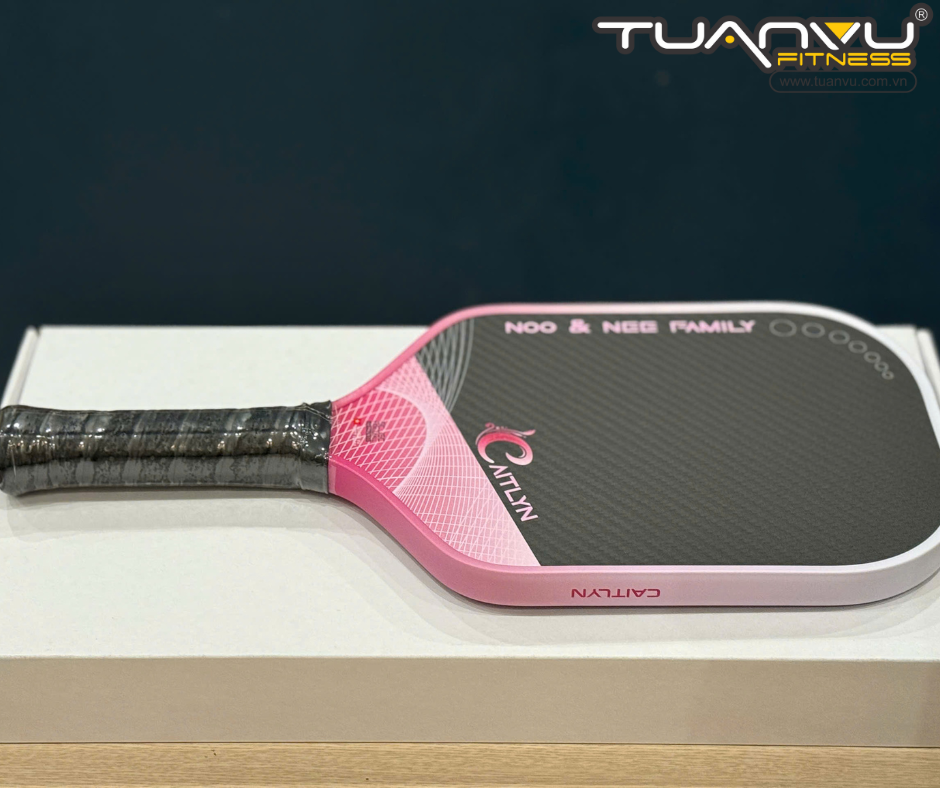 Vợt Pickleball hồng đào Caitlin Edition