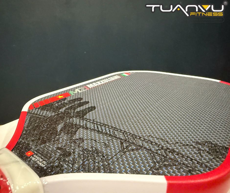 Vợt Pickleball Max Zulian Titan độc bản