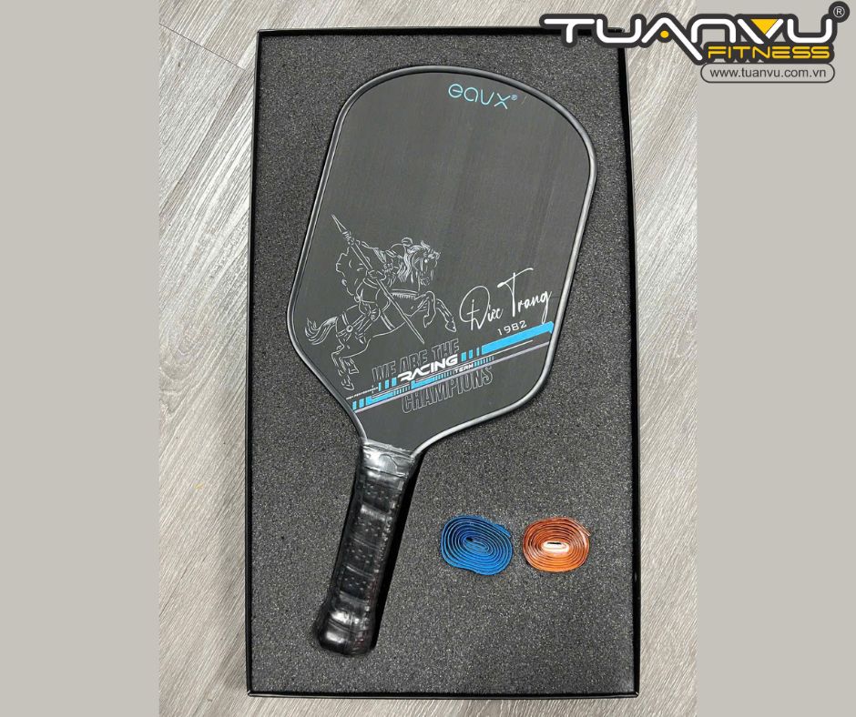 Vợt Pickleball mẫu ngựa bay độc bản