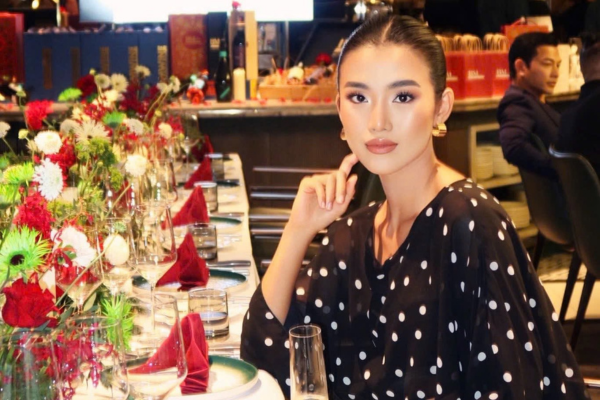 A cheer with Cổ Ngân at An Italian Legacy party