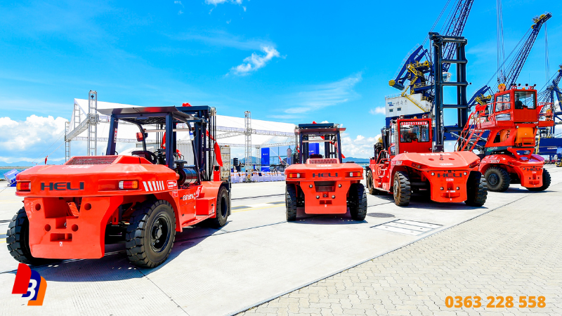 XE NÂNG TRUNG QUỐC SỰ LỰA CHỌN CHO DOANH NGHIỆP VIỆT