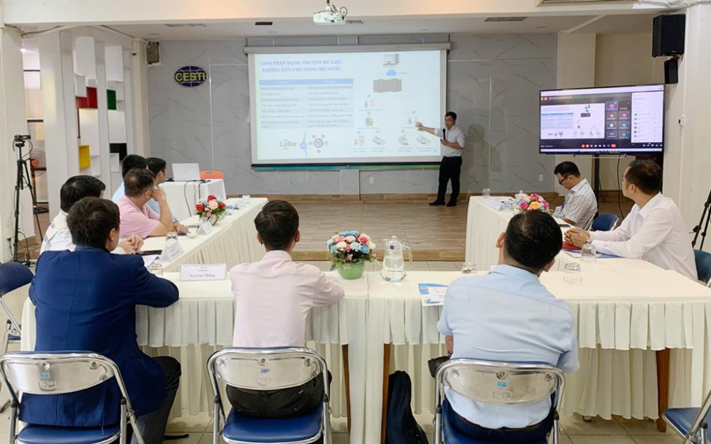 Nhà khoa học Việt phát triển hệ thống đo lường nước thông minh
