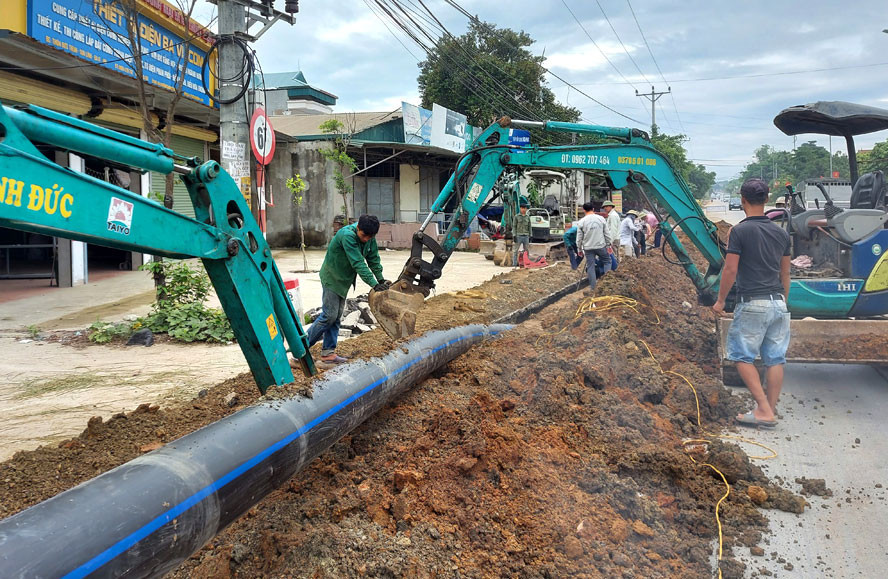 Gian nan bảo đảm nước sạch mùa Hè