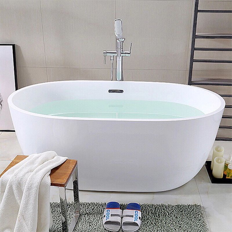 Bồn tắm đa dạng về chất liệu