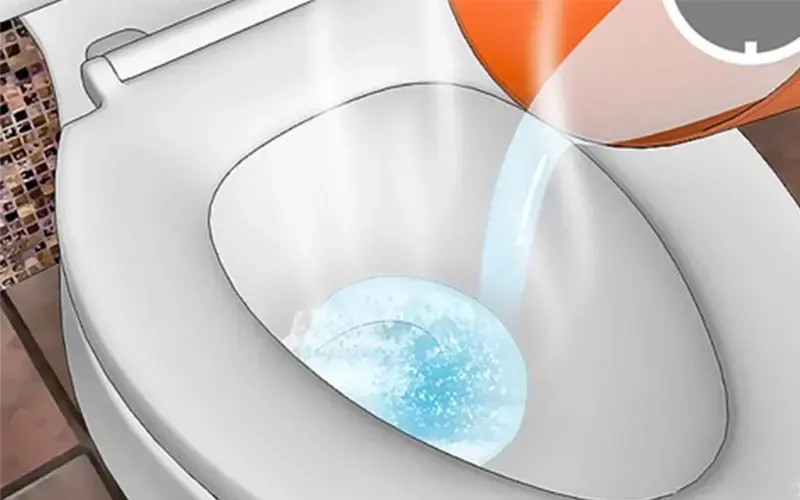 Lưu ý khi dùng thuốc thông tắc bồn cầu