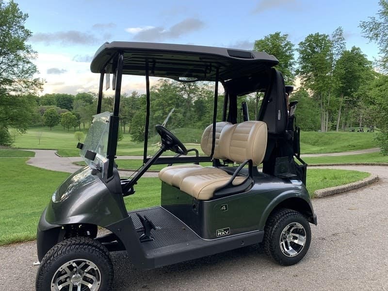 Buggy golf và cart golf là hai loại xe có công dụng hoàn toàn khác nhau.