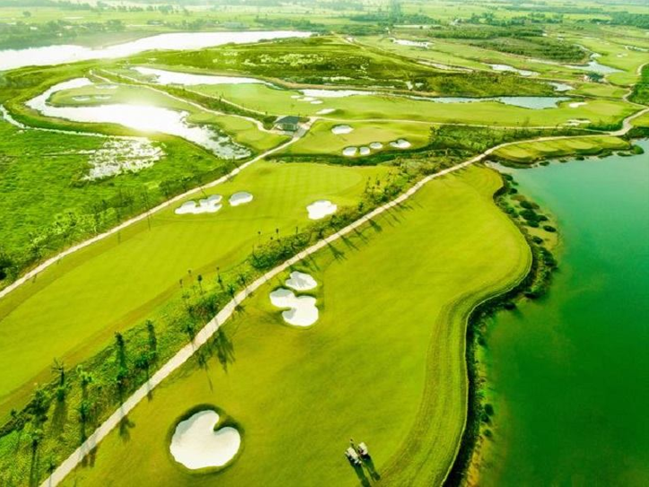 Cách đặt sân golf giá rẻ đơn giản
