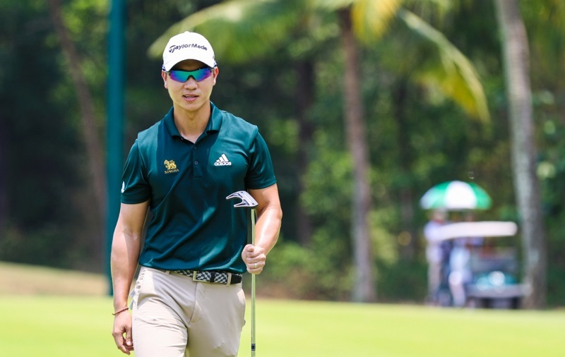 Con đường theo đuổi golf chuyên nghiệp đầy gian nan của golfer Duy Nhất