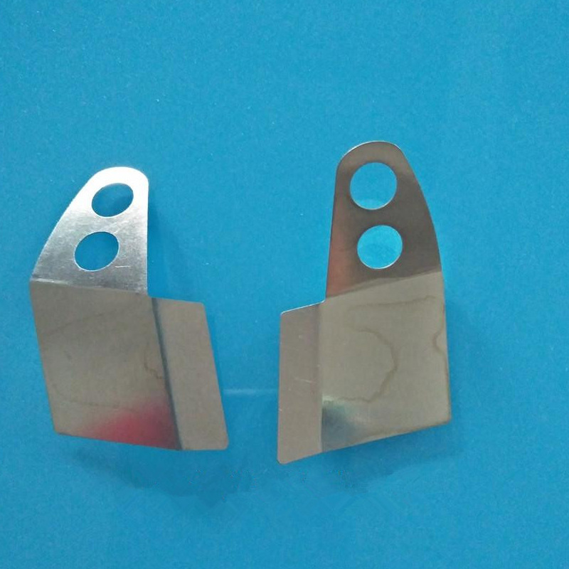 Ke nhôm chống kẹt vải máy cắt vải dạng đĩa CHỈ DÙNG CHO MÁY LEJIANG(GIÁ 1 CÁI)