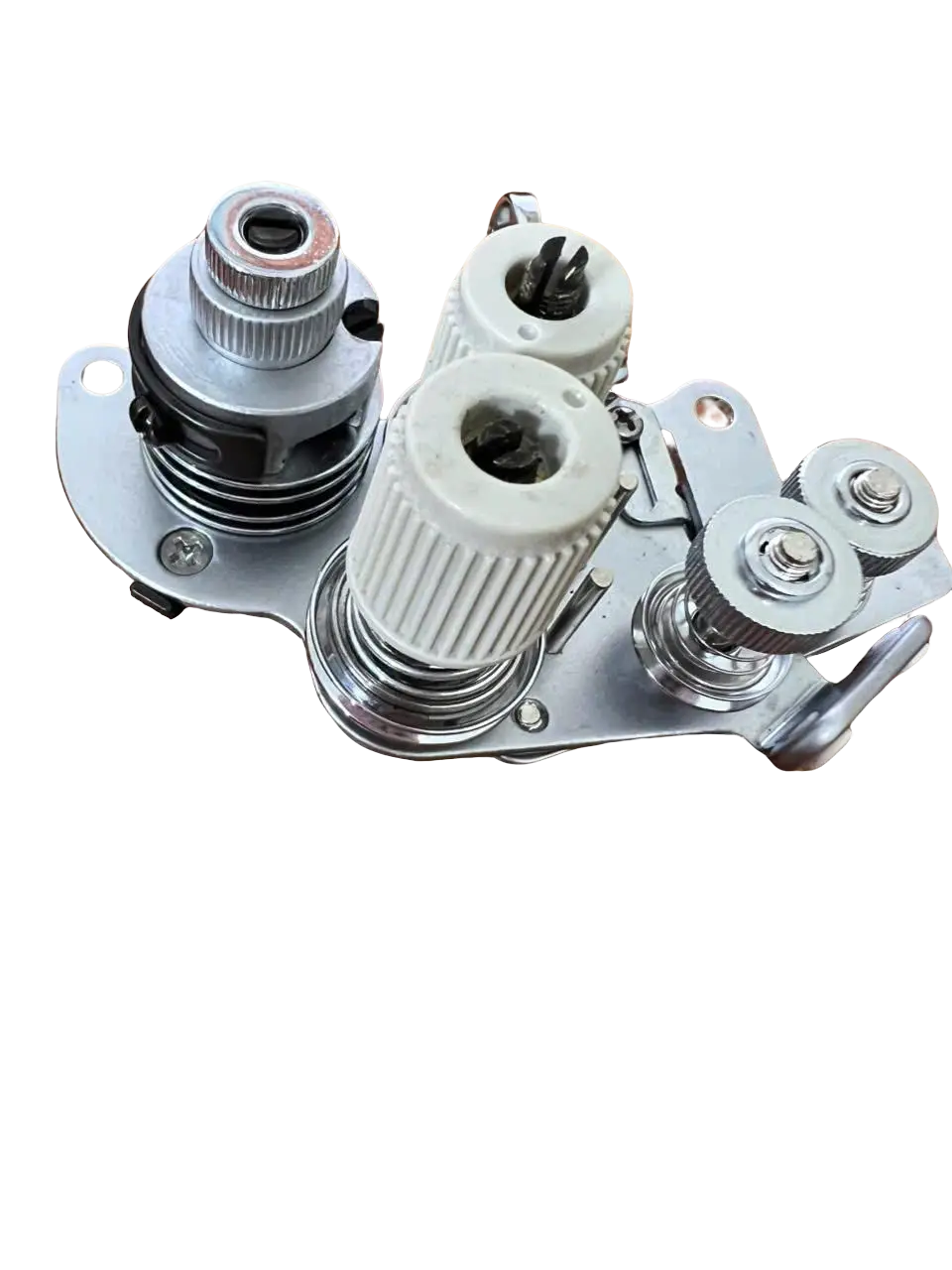Cụm đồng tiền 2 kim 845 được sử dụng trong ngành may mặc(giá 1 bộ)