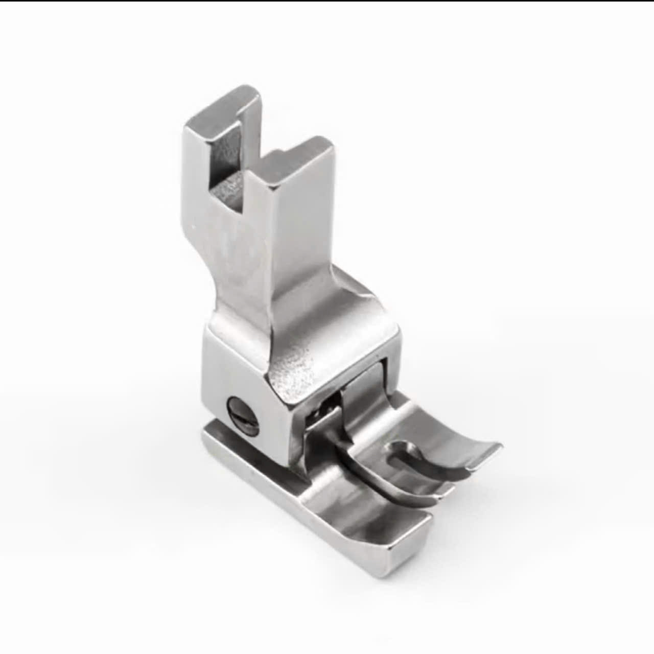 Chân vịt sắt 3mm mí phải CR1/8E, mí trái CL1/8E máy may công nghiệp 1 kim (GIÁ 1 CÁI)