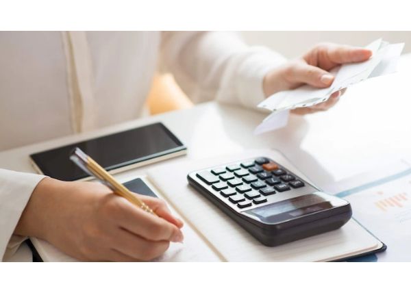 Mẹo Chi Tiêu Tiết Kiệm Tiền Hiệu Quả Cho Chị Em Phụ Nữ