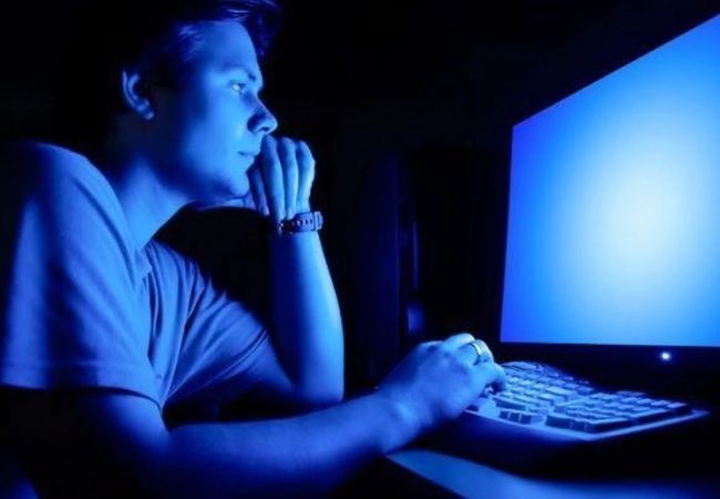 Mỏi Mắt Là Gì? Nguyên Nhân và Triệu Chứng