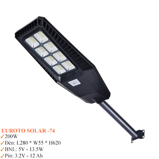 Đèn LED Đường NLMT Liền Thể Euroto 200W Solar-74