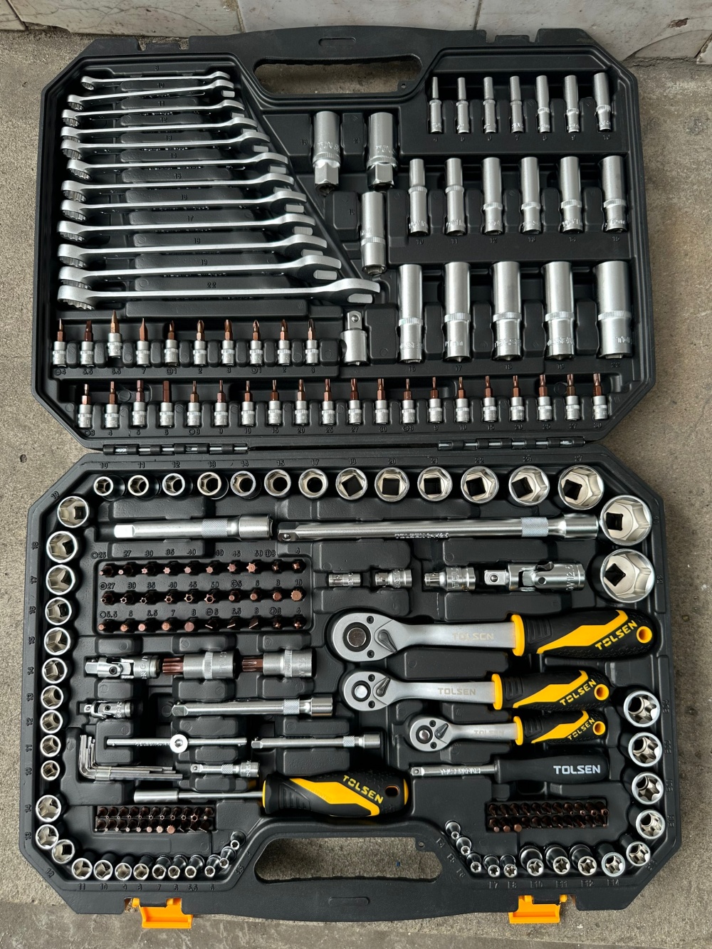 Bộ dụng cụ mở bu lông 216 món TOLSEN 15147