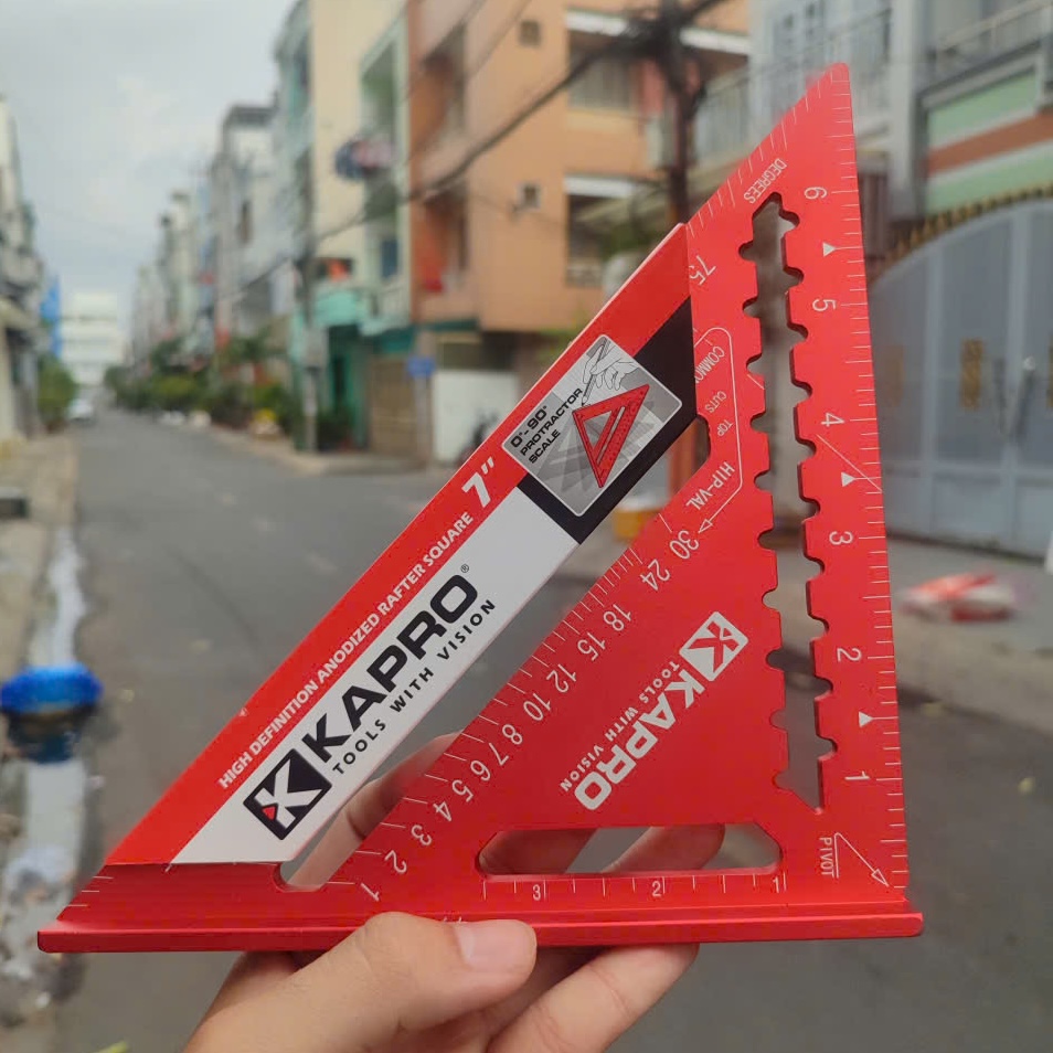 Thước Eke Vuông Đỏ Kapro 446 (7 Inch) – Hợp Kim Nhôm Nguyên Khối, Vạch Chia Khắc Laser Bền Bỉ