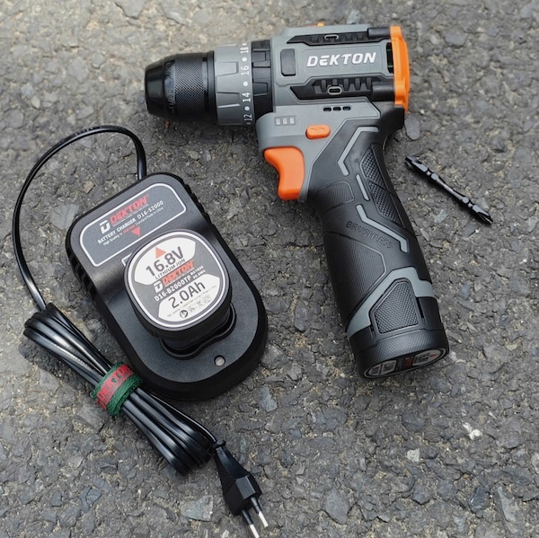 Thân máy khoan cầm tay hoạt động bằng pin hiệu DEKTON, Model: D16-ID1060PRO