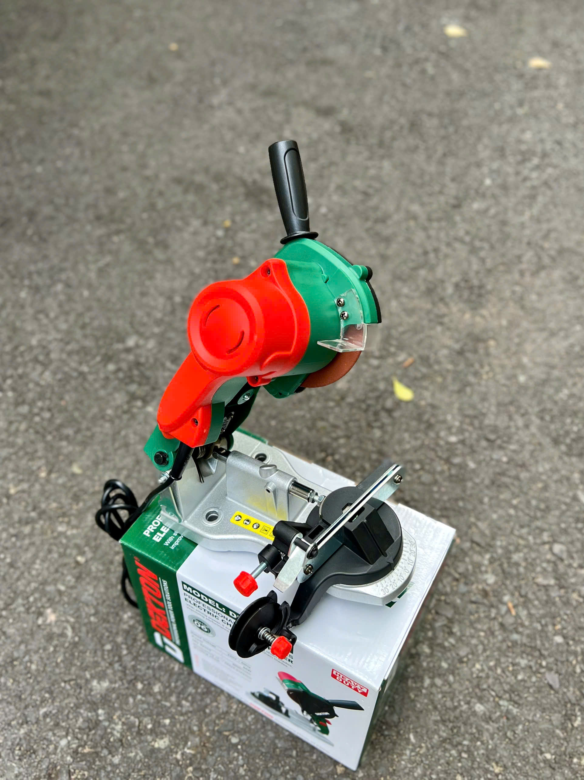 Máy mài xích dùng điện Dekton DK-MMX86