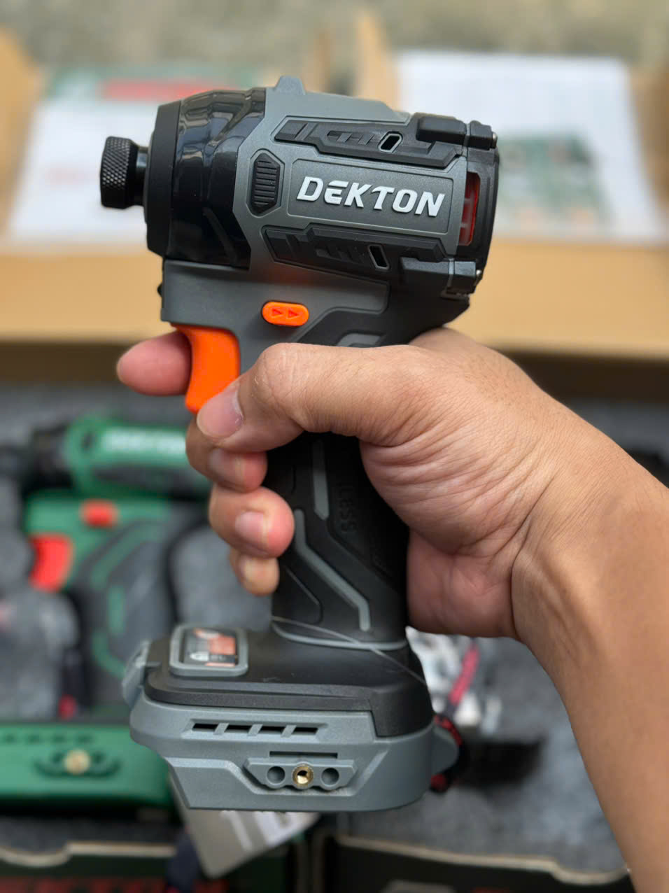 Máy Vặn Vít Dùng Pin 21V Dekton M21-CV250PRO Gen 3