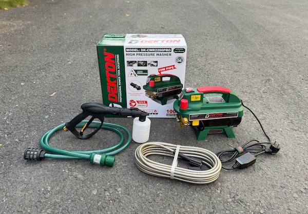 Máy Rửa Xe Mini Dekton DK-CWR2200PRO Chỉnh Áp 2200W, Motor Cảm Ứng Từ, Tự Hút Nước