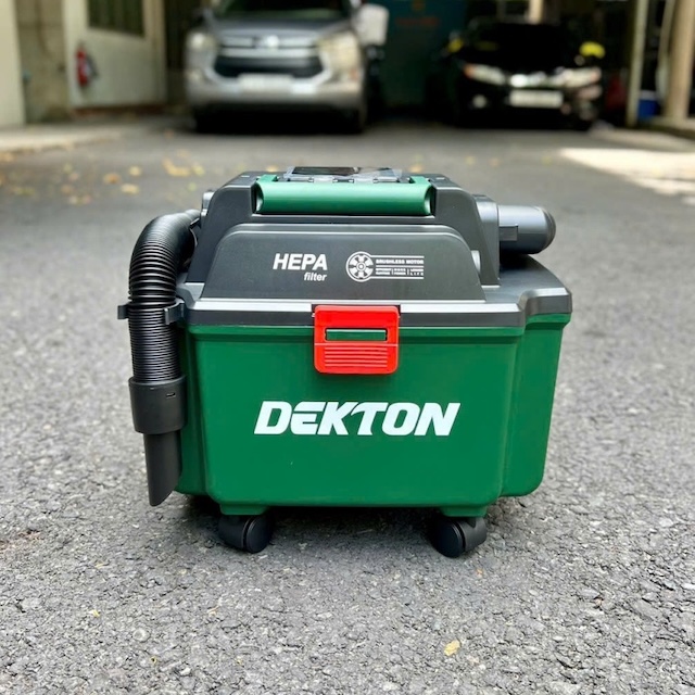 Máy hút bụi pin 16L 200WDekton M21-HB16PROMAX
