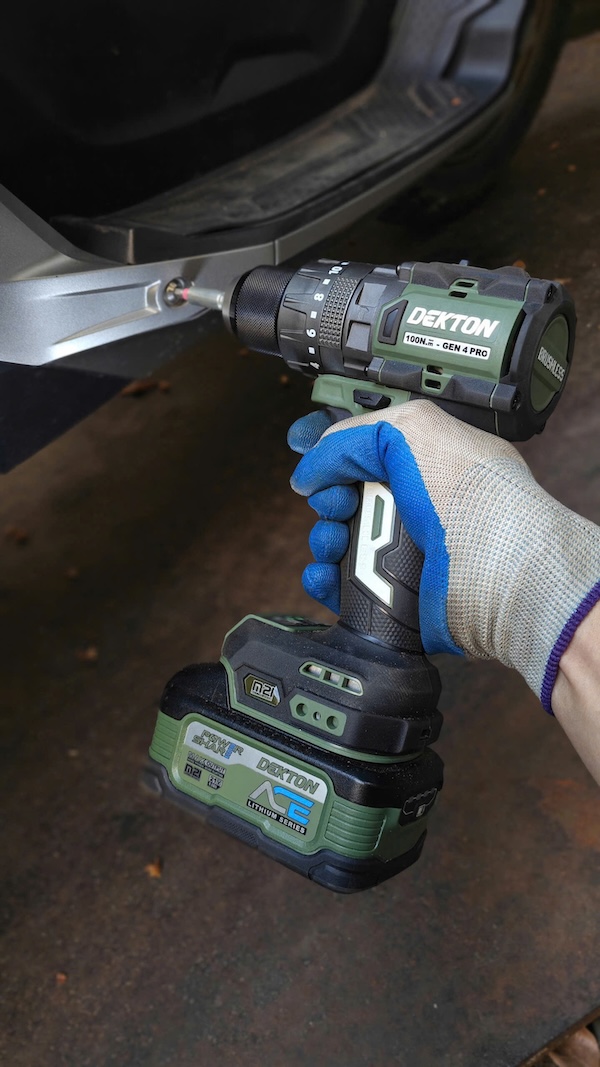 Máy Khoan Pin 13mm Dekton M21-ID13100PRO | Gen 4 Pro - Lực Kéo 100N.m - Chống Vặn Cổ Tay (Kickback Control)