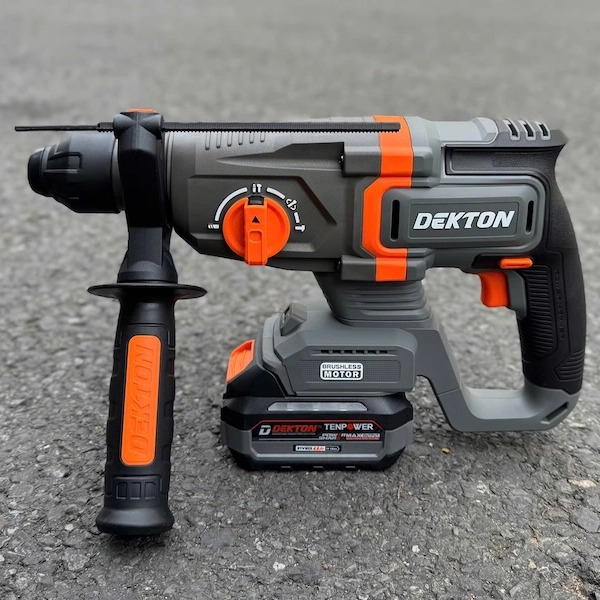 Máy khoan bê tông 3 chức năng hoạt động bằng pin 21V hiệu DEKTON - Model: M21-RH2603C