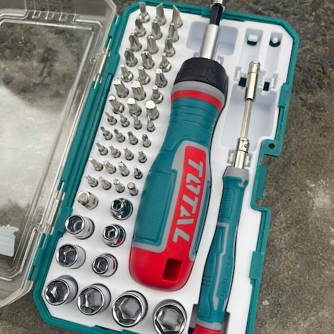 Bộ tua vít 55 chi tiết đa năng (Tự động) TOTAL TACSD30556