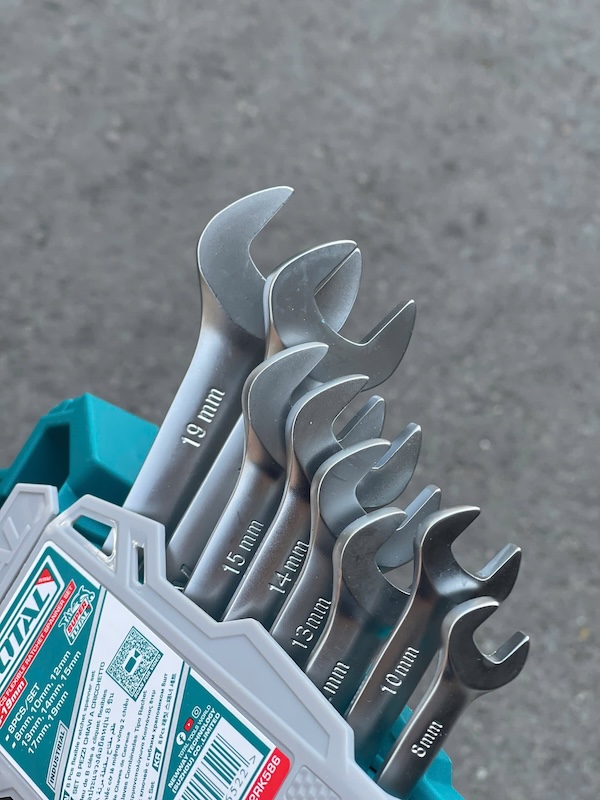 Bộ cờ lê vòng miệng hai chiều 8 chi tiết 8-19mm TOTAL THT102RK586