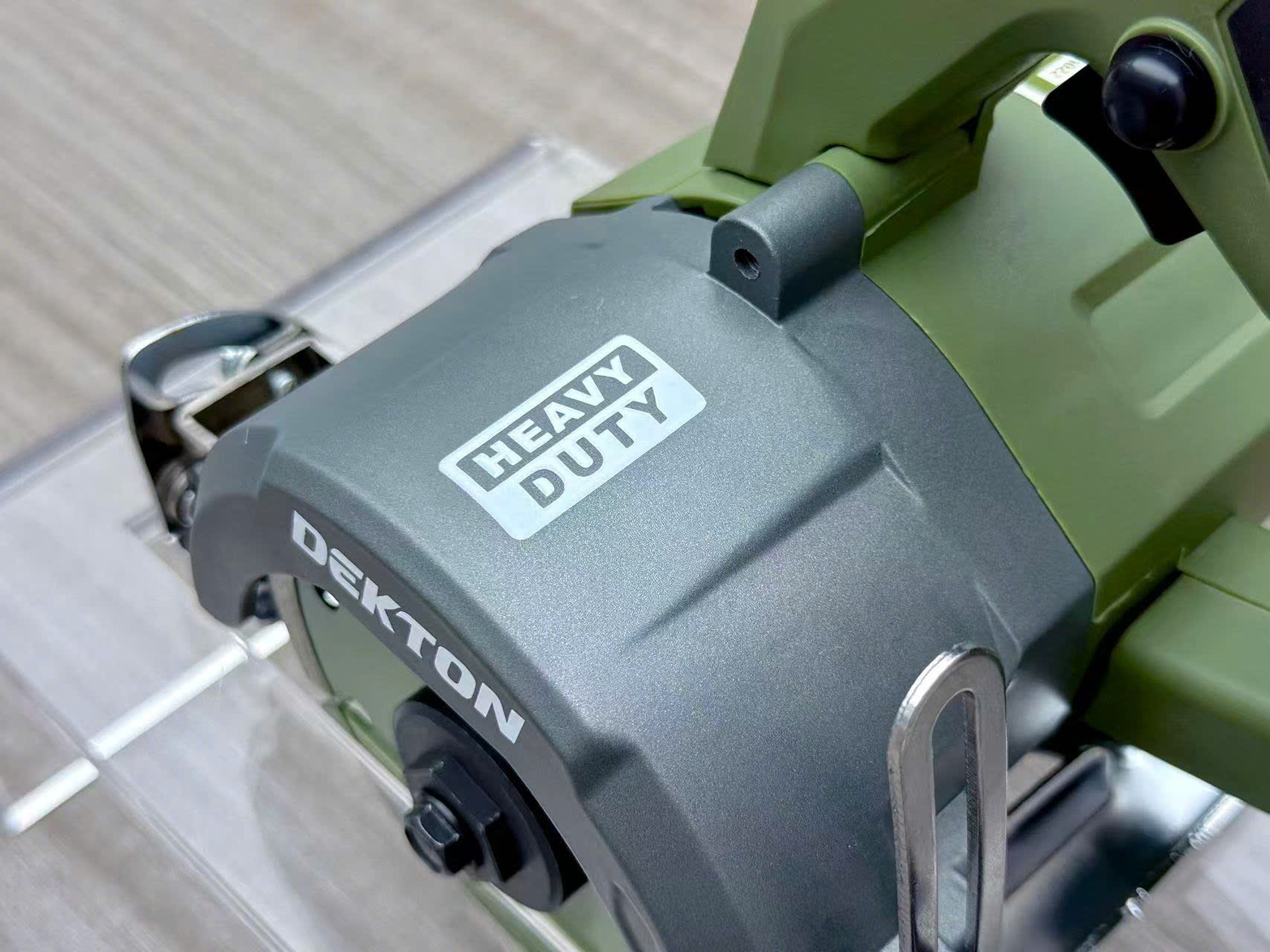 Máy Cắt Gạch 110mm Dekton DK-CG110XPLUS 1350W Cắt Nghiêng 45 Độ