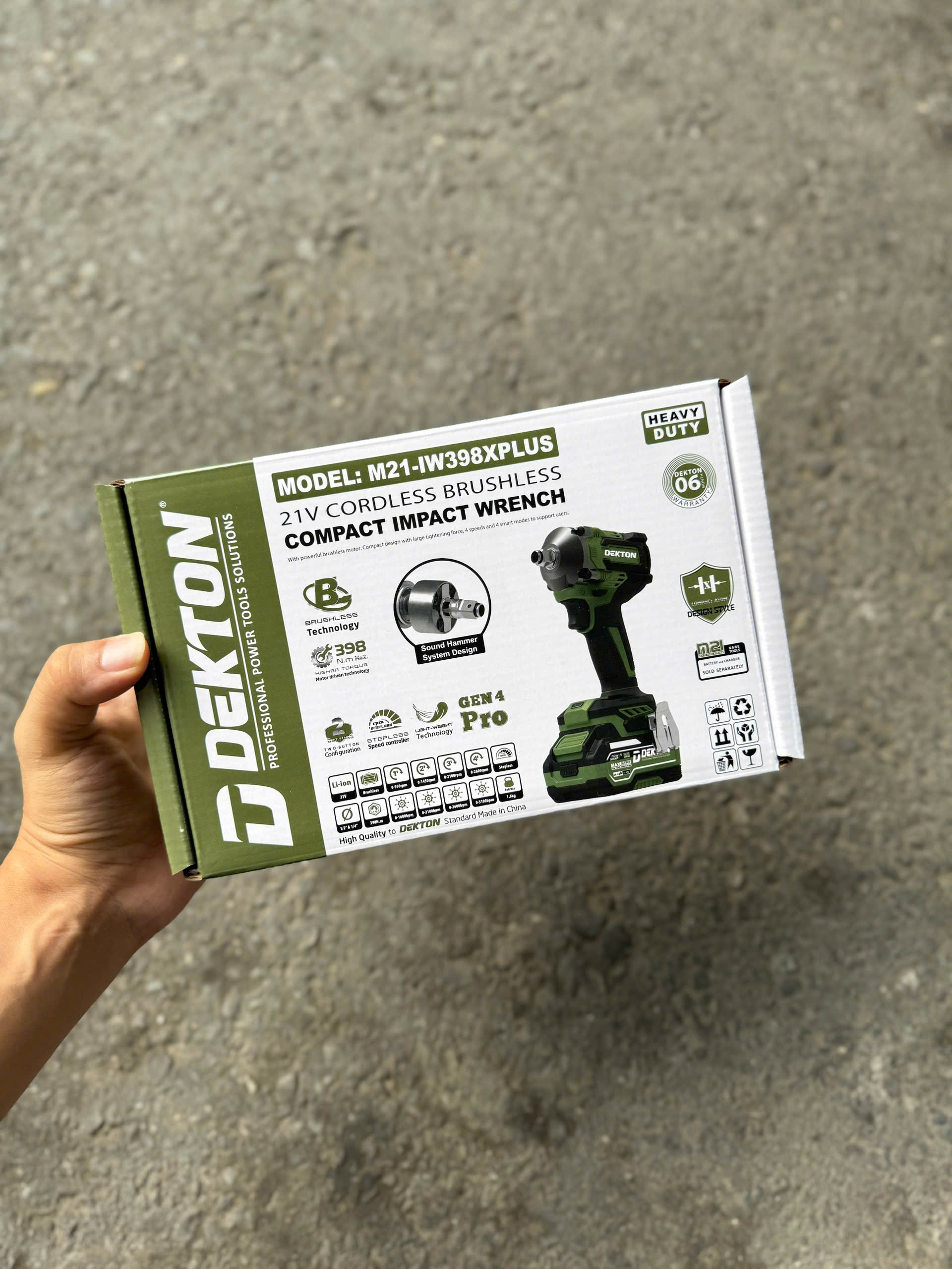 Máy Siết Bu Lông Dekton M21-IW398PLUS Lực 398N.m Đầu Khẩu 2 Trong 1