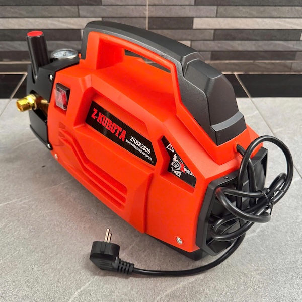 Máy Rửa Xe Cao Áp Z-Kubota ZKBR2800 2800W Dây 10m Tự Hút Nước Kèm Bình Bọt Tuyết