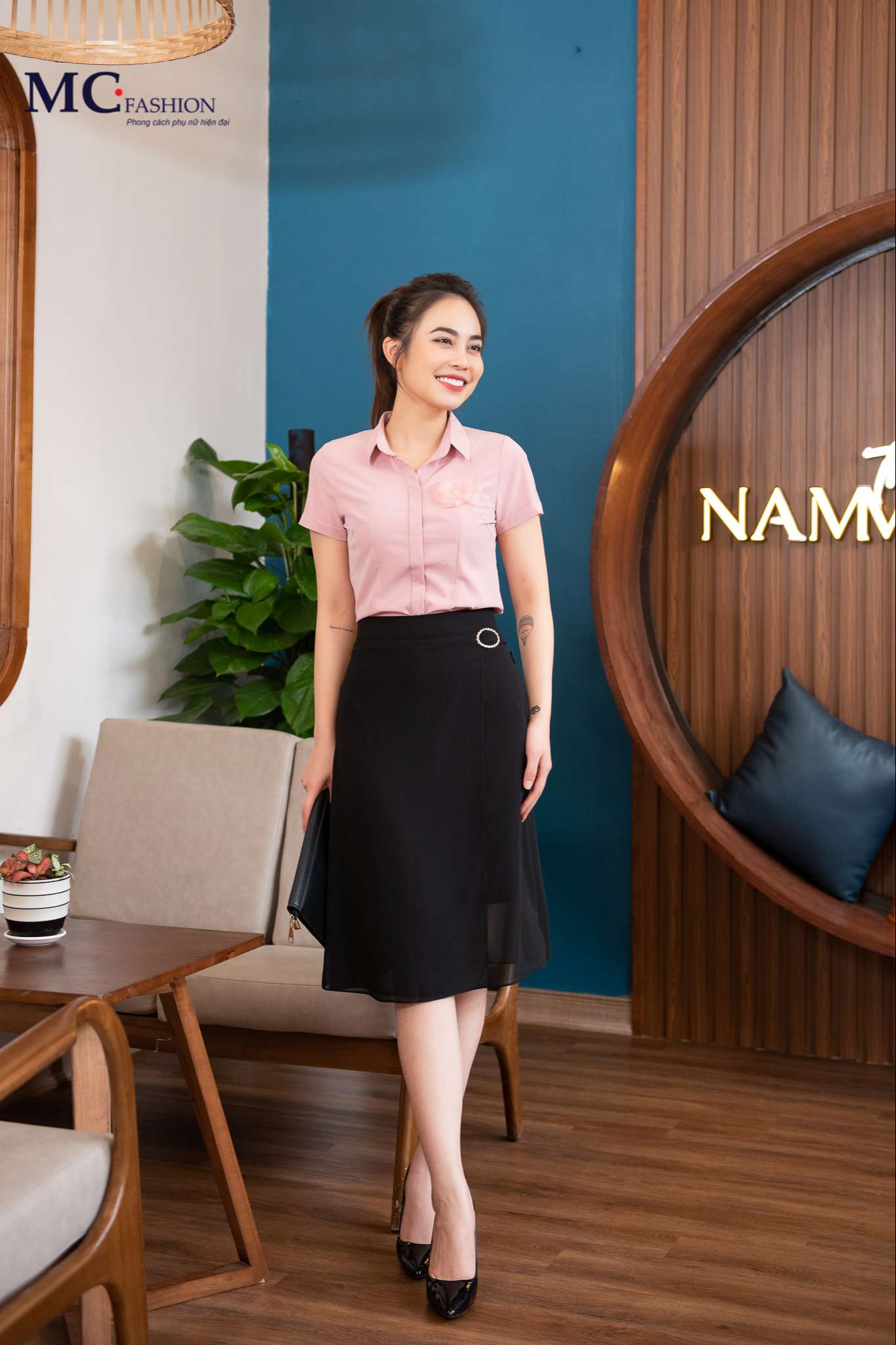 Set chân váy cùng áo sơ mi cực xinh cho nàng công sở Set Chân Váy Cùng Áo Sơ Mi Cực Xinh Cho Nàng Công Sở