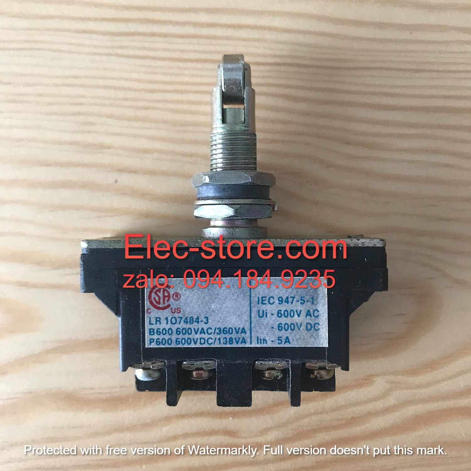 Công tắc hành trình Ấn Độ bánh xe dọc PC1502 2AV - Công tắc hành trình Crompton - Công tắc hành trình Salzer