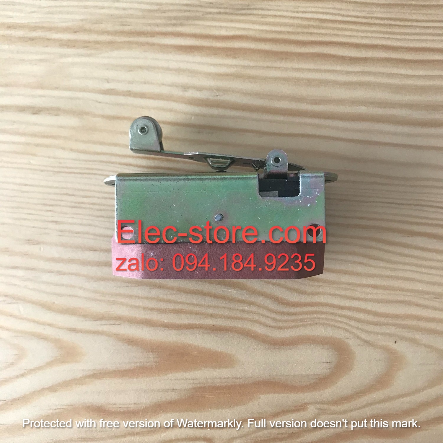 Công tắc hành trình Ấn Độ cần lẫy có bánh xe PC1503-2AL - Công tắc hành trình Crompton - Công tắc hành trình Salzer