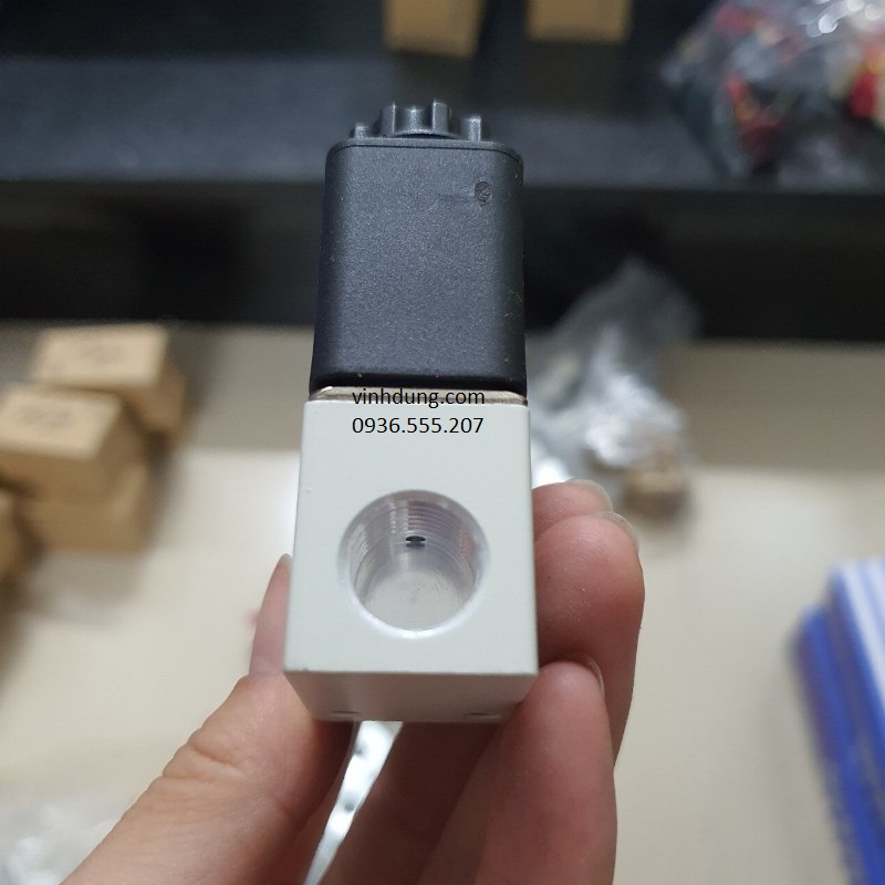 Van điện từ 2V025-08
