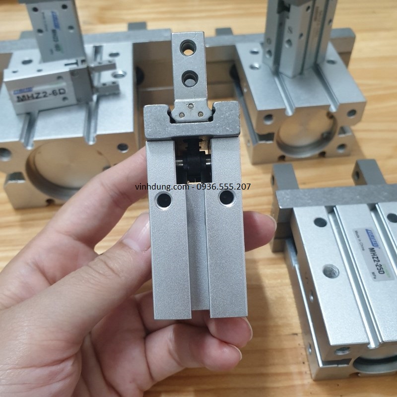 Xi lanh kẹp MHZ2-40D/32D/25D/20D/16D/10D/6D