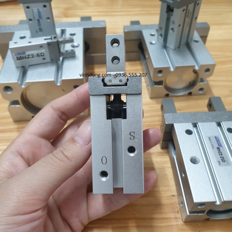 Xi lanh kẹp MHZ2-40D/32D/25D/20D/16D/10D/6D