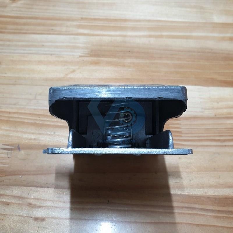 Van đạp chân 3FM210-08