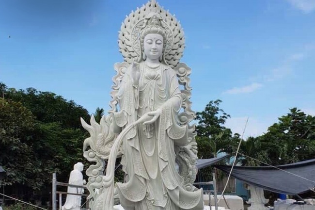 Làm tượng Phật Bà cho nhà anh Quang - Quảng Ninh