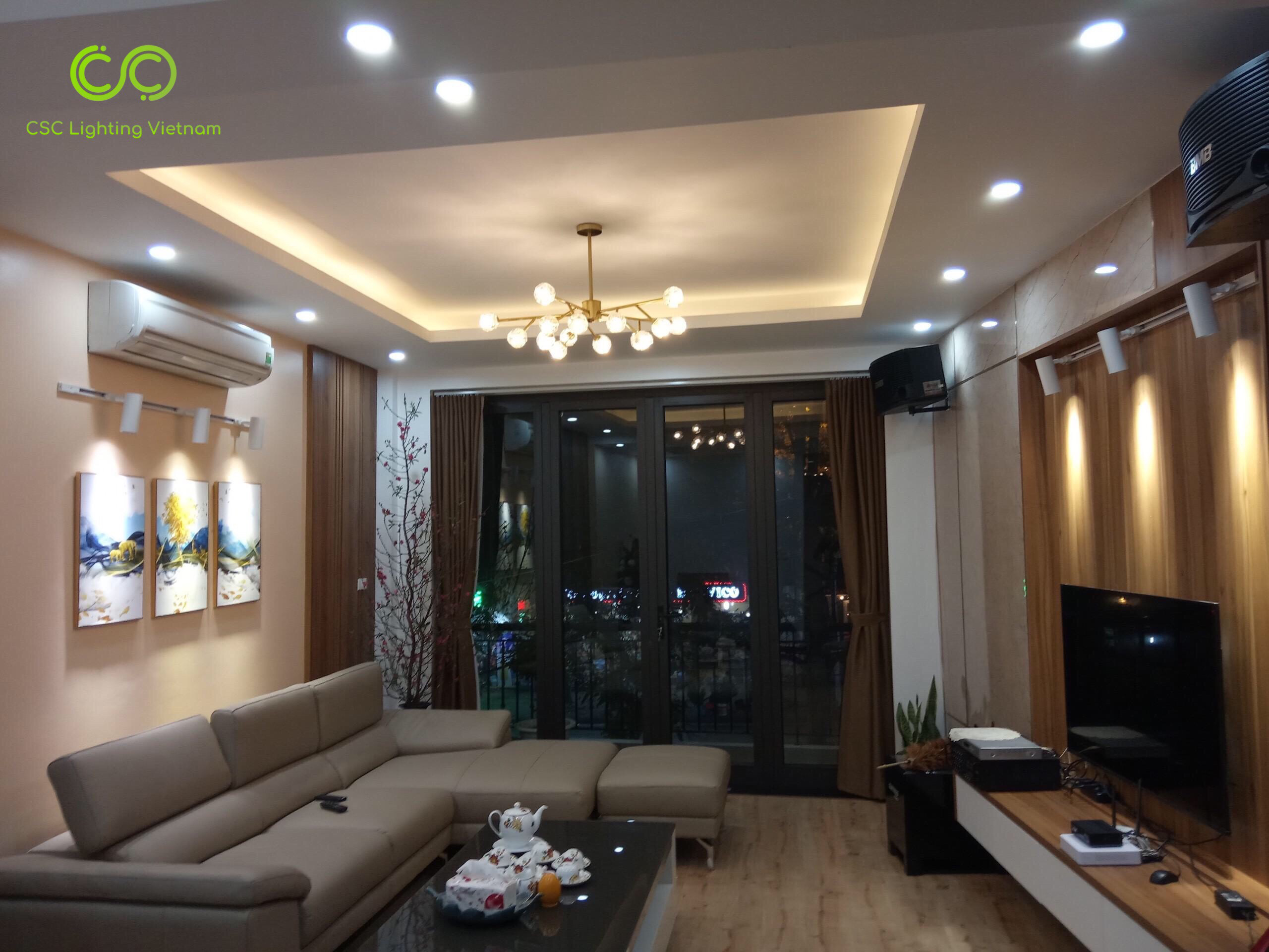 Thi Công Lắp Đèn Cho Khách Hà Nội Về Nhà Mới