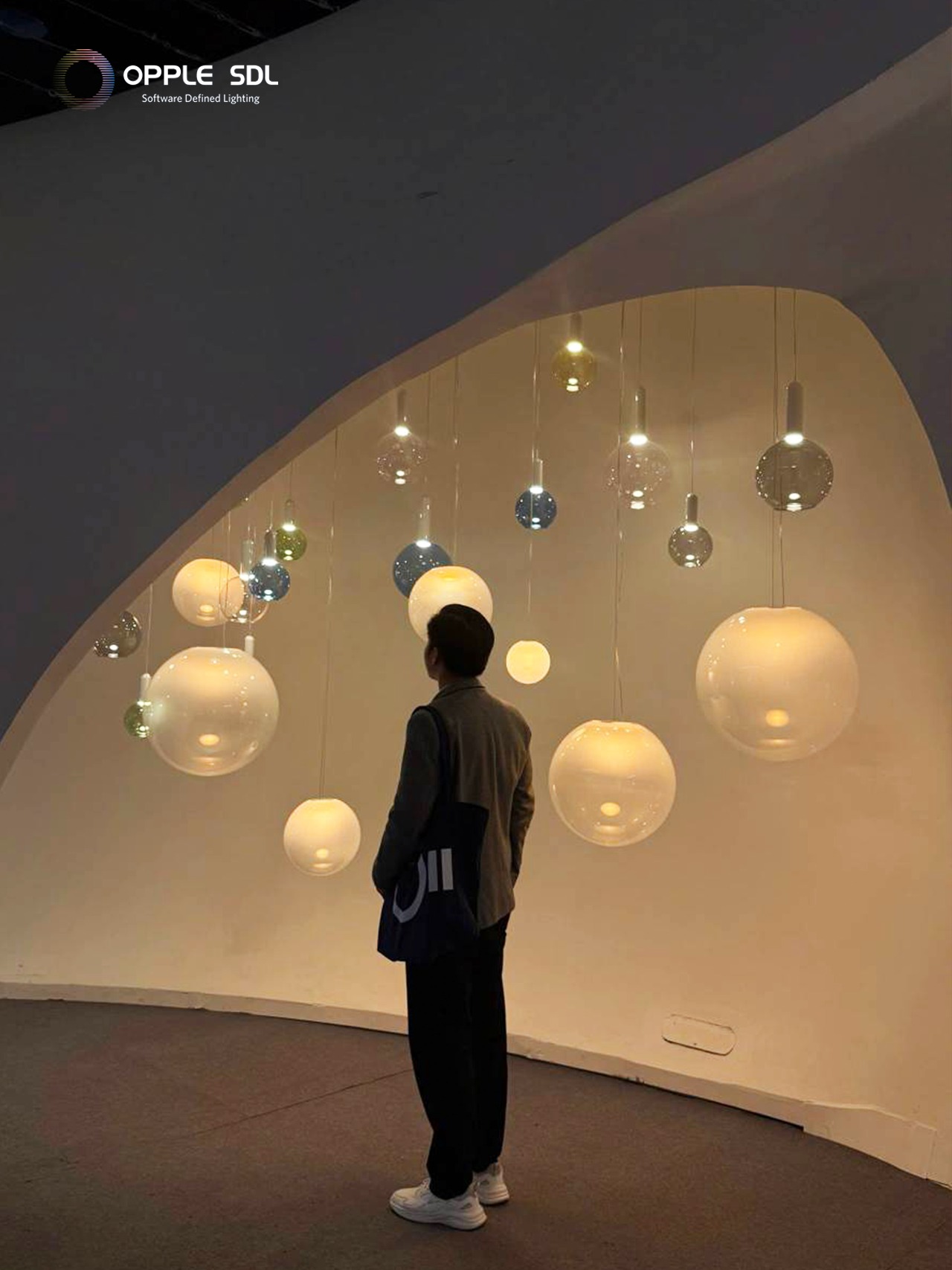 Đèn Opple đã triệt tiêu ánh sáng xanh gây hại như thế nào?