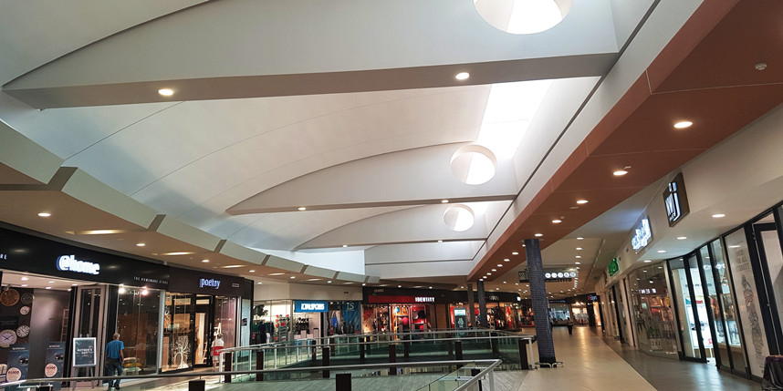 OPPLE Biến Watercrest Shopping Mall thành điểm đến mua sắm tỏa sáng tại Nam Phi