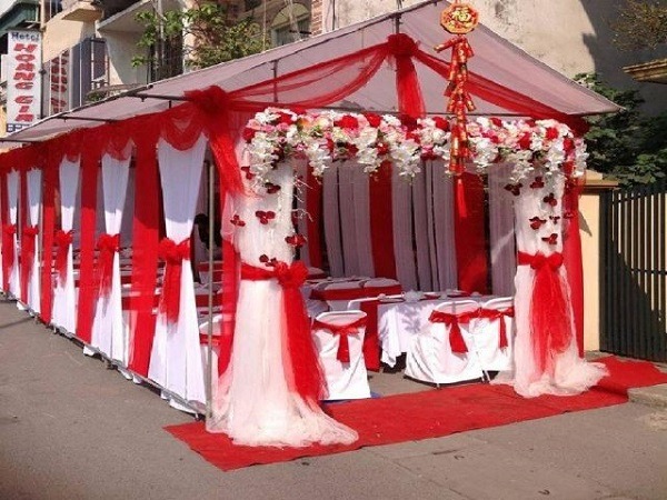 Tham khảo 10 mẫu váy cưới đẹp màu đỏ cho ngày cưới