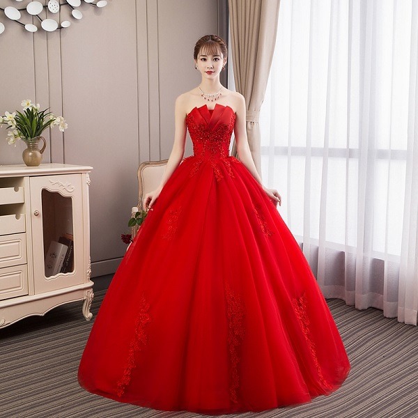 Váy Cưới Suông Trễ Vai Màu Đỏ- DUANBRIDAL | Cô dâu, Sequin, Voan