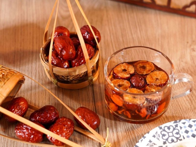 Uống trà táo đỏ kỷ tử hàng ngày có tốt cho sức khỏe không