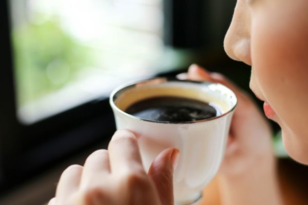 Nên uống cà phê vào lúc nào để tốt cho sức khoẻ và tinh thần?