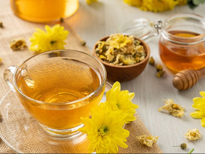Trà hoa cúc - Loại trà thảo mộc tốt cho sức khỏe